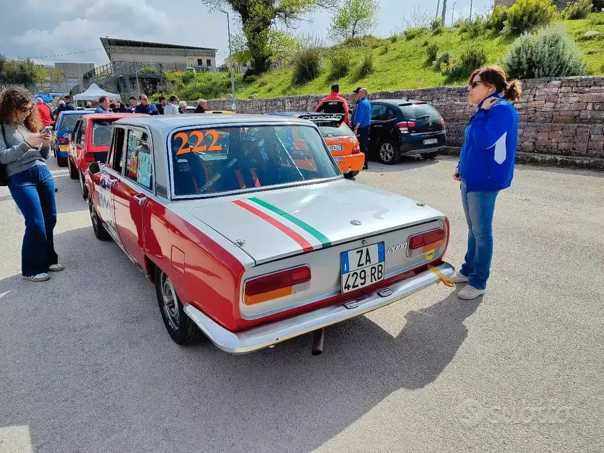 Usata Alfa Romeo 2000 1970 Grigio Berlina