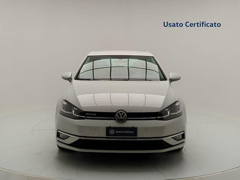 Usata VW Golf VIII Executive 131 CV (96 kW) 2020 Pure white Utilitaria