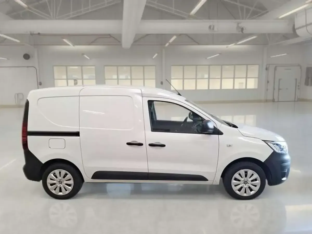 Usata Renault Kangoo 95 CV (69 kW) 2021 Bianco Monovolume