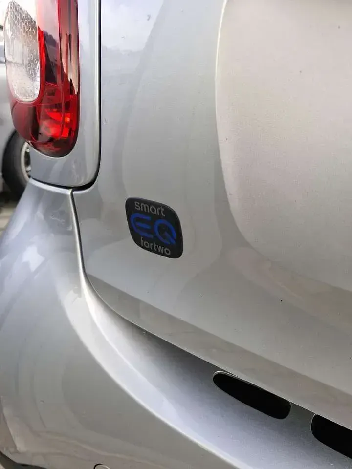 Usata Smart ForTwo Electric Drive 60 kW (82 CV) 2018 Argento Utilitaria
