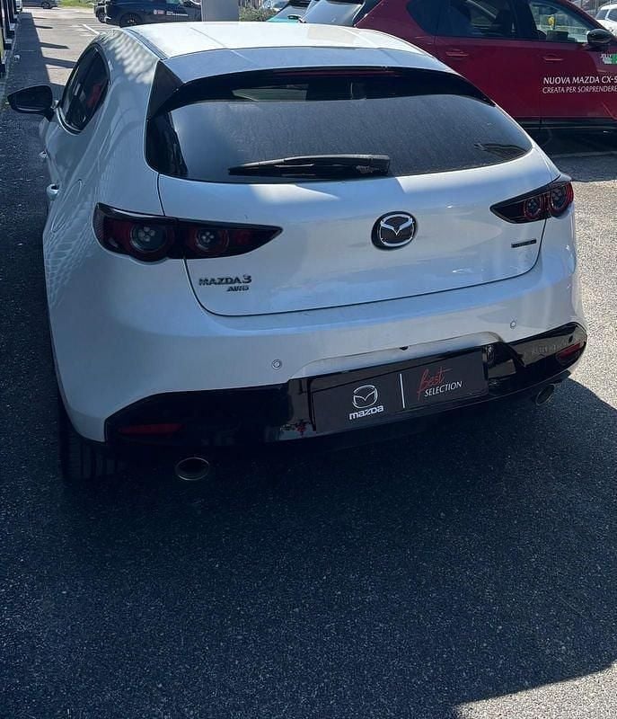 Usata Mazda 3 Exclusive 186 CV (136 kW) 2021 Bianco Berlina