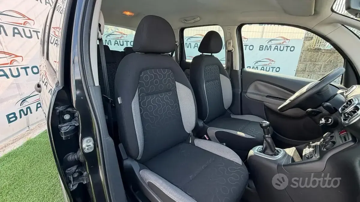Usata Citroën C3 Picasso Exclusive 90 CV (66 kW) 2010 Nero Monovolume
