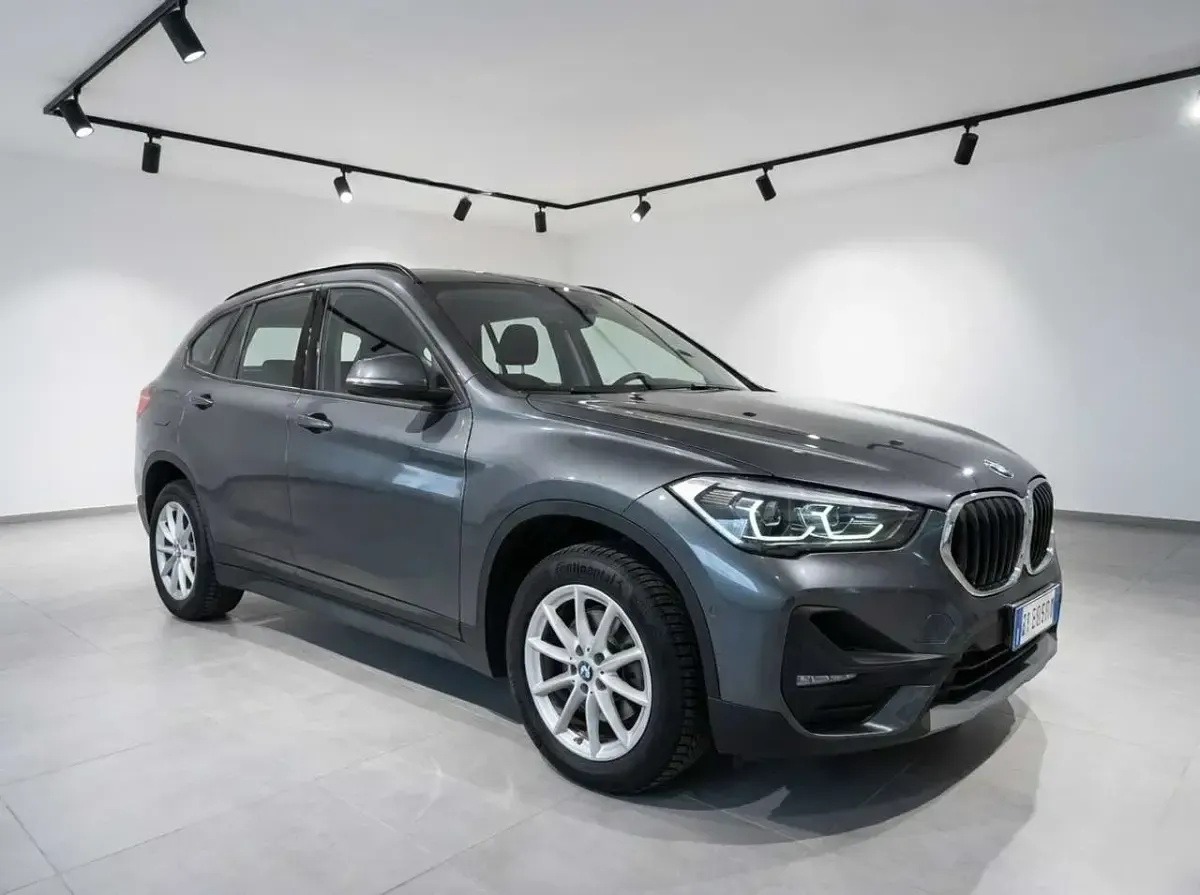 Usata BMW X1 Advantage 204 CV (150 kW) 2021 Grigio SUV