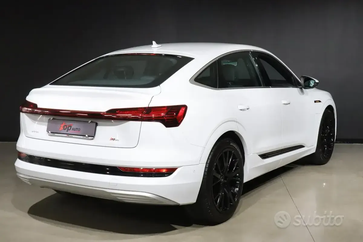 Usata Audi e-tron S-Line 225 kW (307 CV) 2022 Bianco SUV