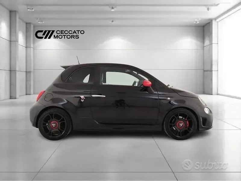 Usata Abarth 595C Pista 160 CV (117 kW) 2018 Nero Cabrio