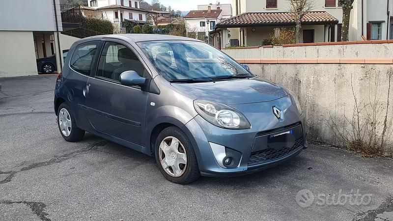 Usata Renault Twingo Dynamique 76 CV (55 kW) 2008 Grigio Utilitaria