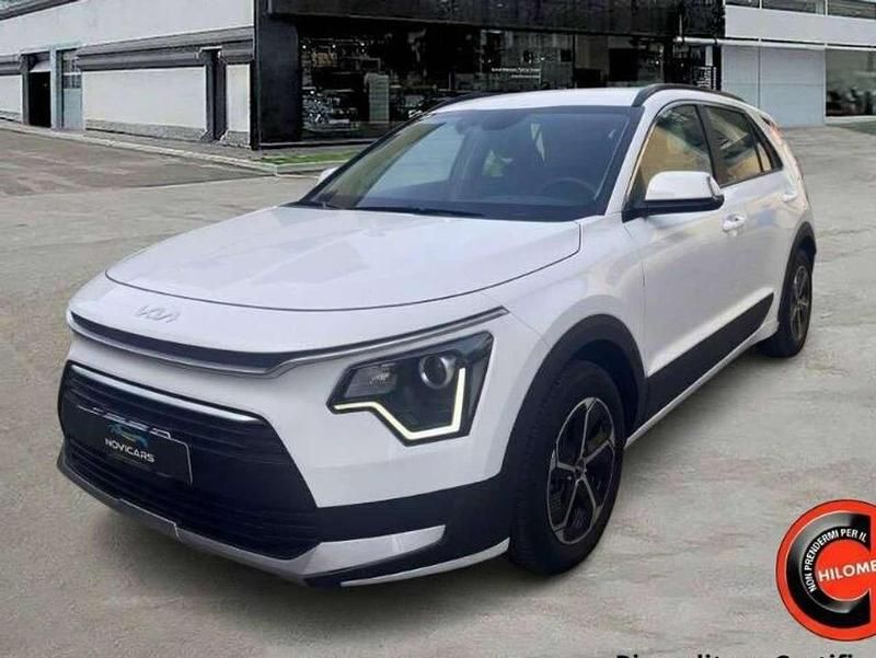 Usata Kia Niro 92 CV (67 kW) 2025 Bianco SUV