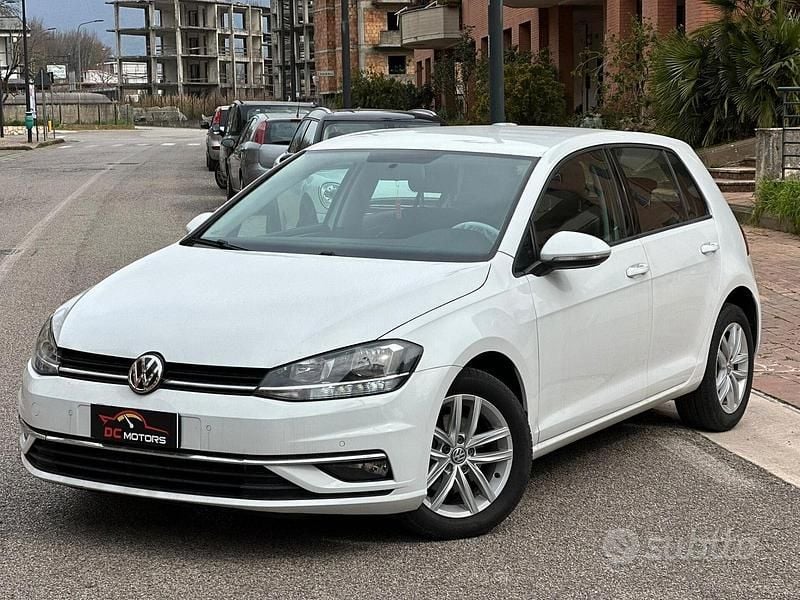 Usata VW Golf VII Sport 115 CV (84 kW) 2020 Bianco Berlina