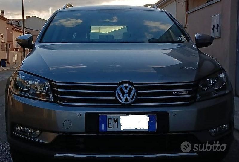 Usata VW Passat Alltrack 170 CV (125 kW) 2012 Grigio Station wagon