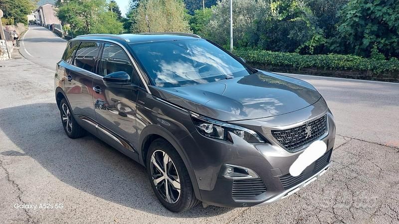 Usata Peugeot 5008 GT-line 131 CV (96 kW) 2019 Grigio Monovolume