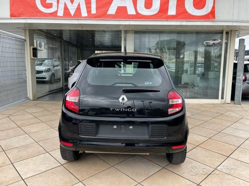 Usata Renault Twingo LIMITED 69 CV (50 kW) 2016 Nero Utilitaria