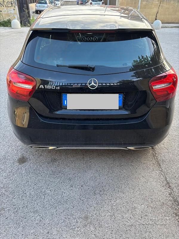 Usata Mercedes A180 2017 Nero Berlina