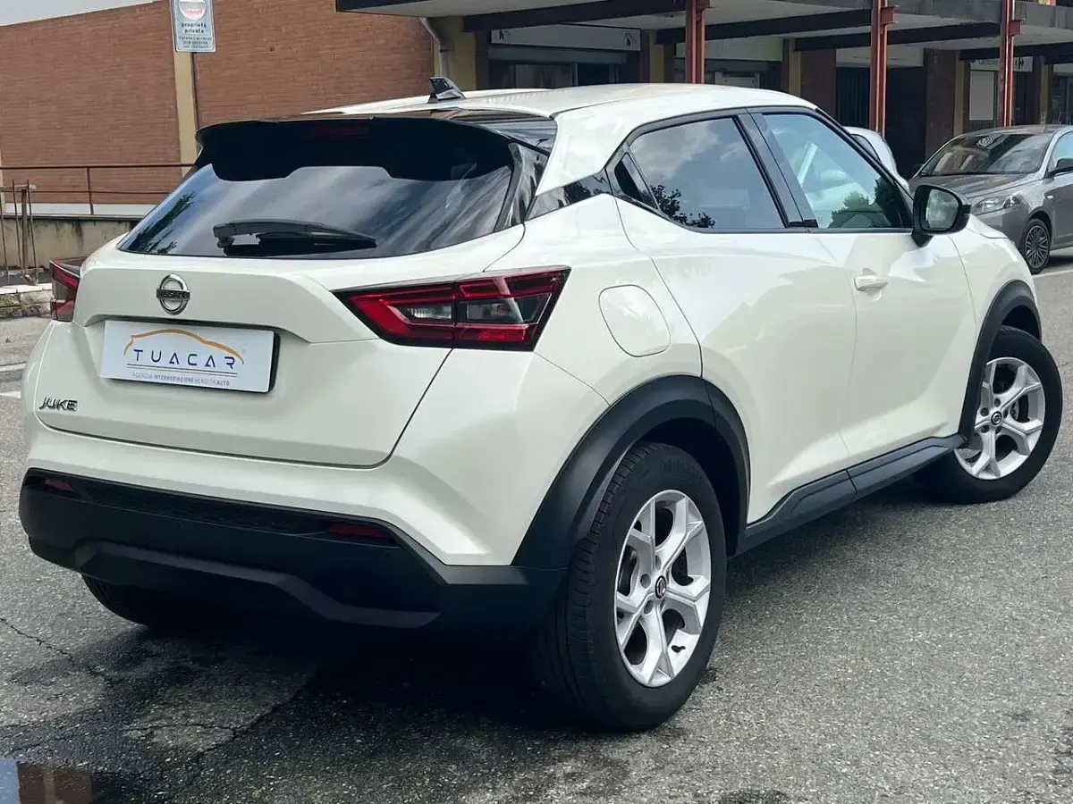 Usata Nissan Juke N-Connecta 114 CV (83 kW) 2021 Bianco SUV