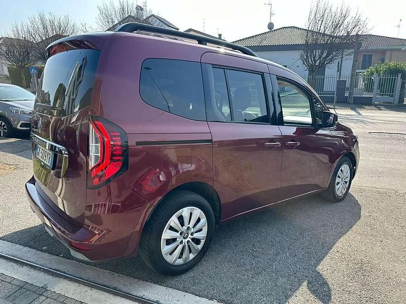 Usata Renault Kangoo Edition One 95 CV (69 kW) 2022 Rosso Monovolume