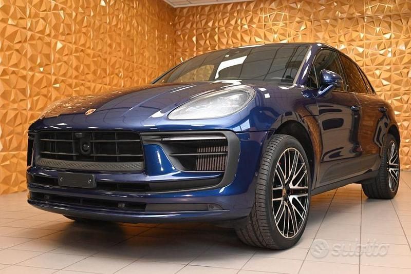 Blu Usata 2021 Porsche Macan SUV | 71.900 € (Molto cara) - Immagine 1/4
