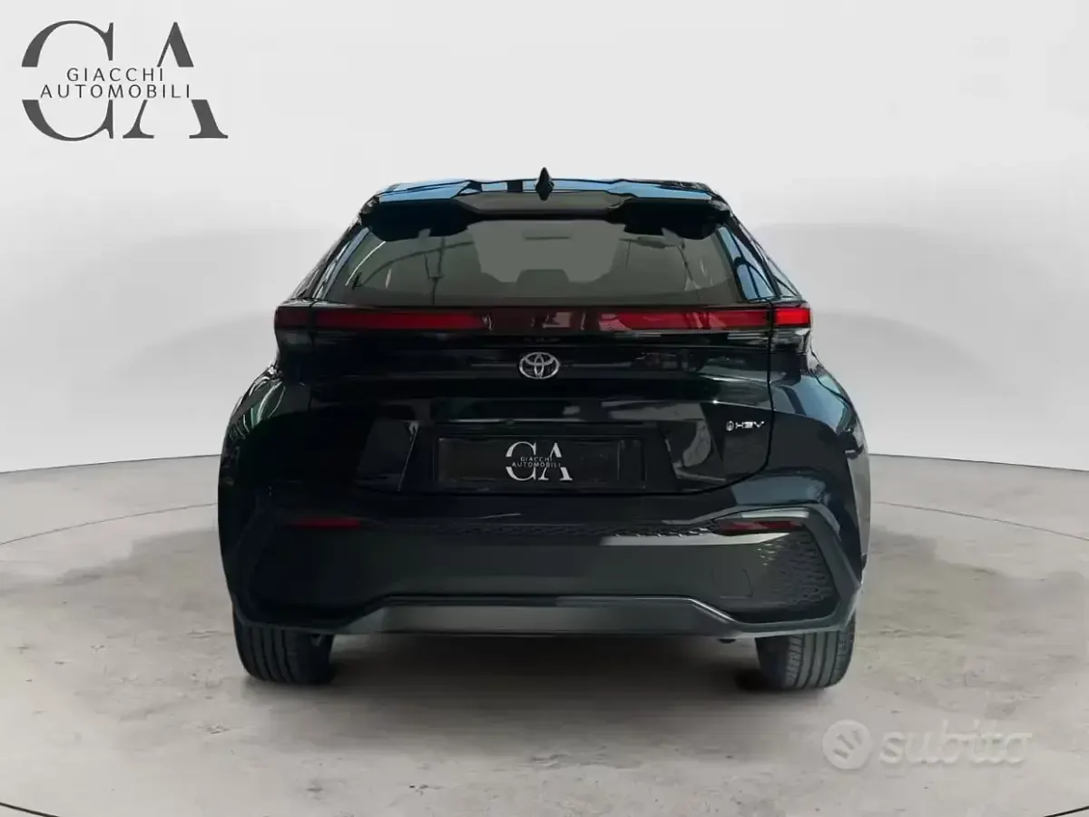 Usata Toyota C-HR Active 98 CV (72 kW) 2024 Other SUV