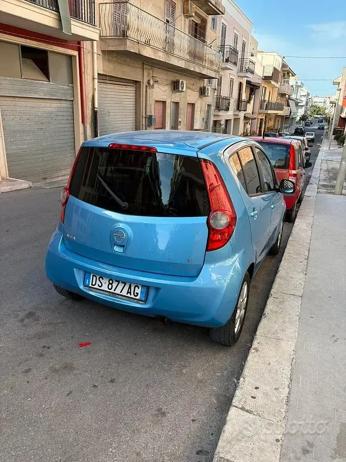 Usata Opel Agila 86 CV (63 kW) 2008 Utilitaria