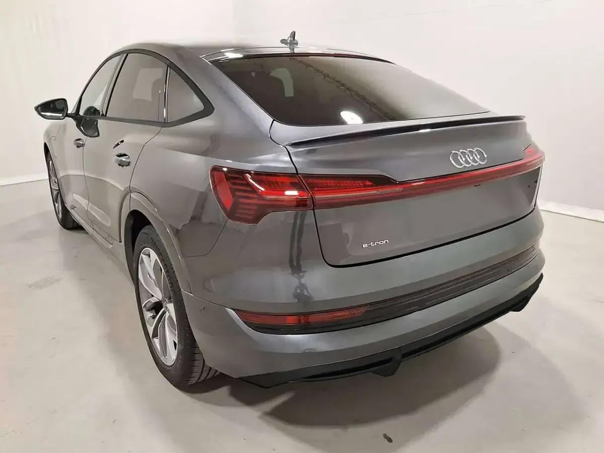 Usata Audi e-tron Advanced 300 kW (408 CV) 2023 Nero SUV
