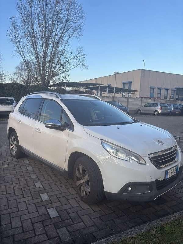 Usata Peugeot 2008 Allure 82 CV (60 kW) 2015 SUV