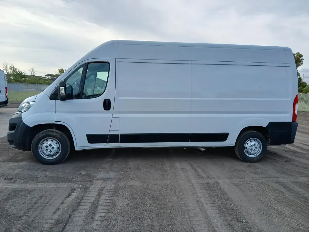 Usata Citroën Jumper 140 CV (102 kW) 2022 Bianco Monovolume