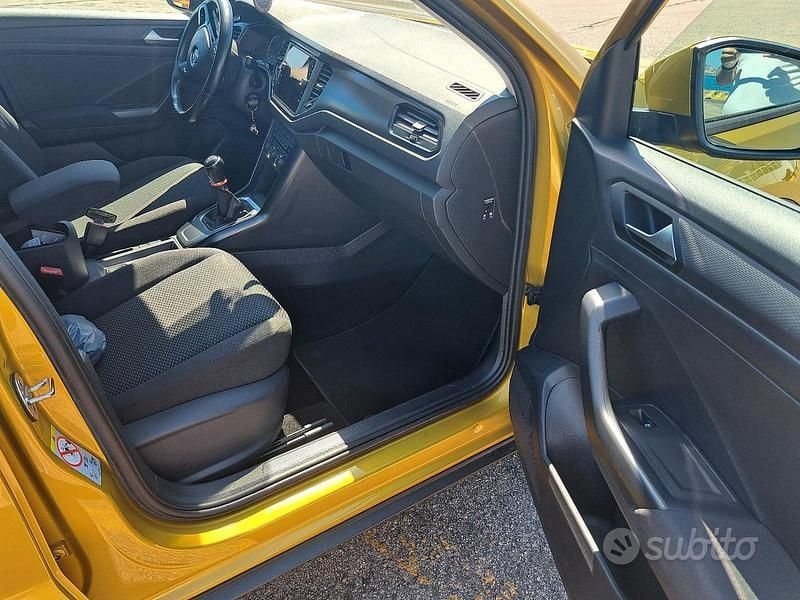 Usata VW T-Roc 2018 Giallo SUV