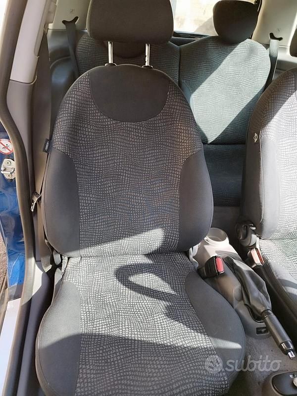 Usata Mini ONE 2003 Utilitaria