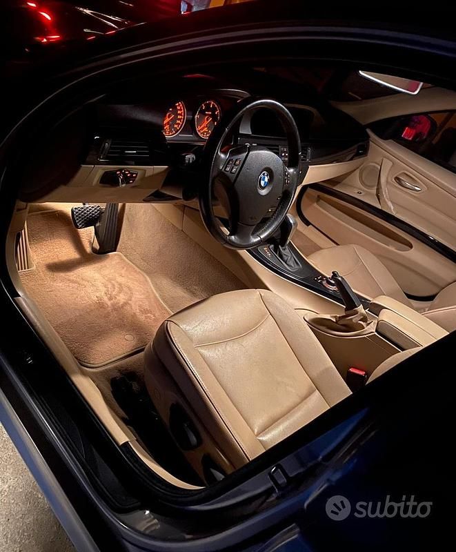 Usata BMW 320 M Sport 177 CV (130 kW) 2009 Grigio Station wagon