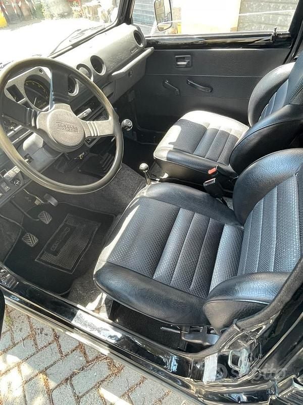 Usata Suzuki Samurai 45 CV (33 kW) 1989 Nero SUV