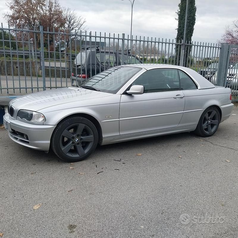 Grigio Usata 2002 BMW 2002 Tre volumi | 7950 € - Immagine 1/2