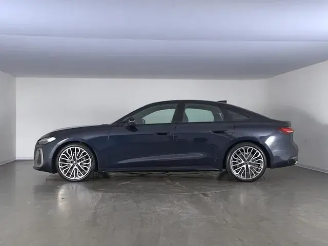 Usata Audi A5 S-Line 204 CV (150 kW) 2025 Blu firmamento metallizzato Berlina
