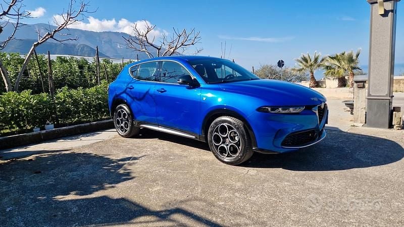 Usata Alfa Romeo Tonale Ti 160 CV (117 kW) 2023 Blu SUV