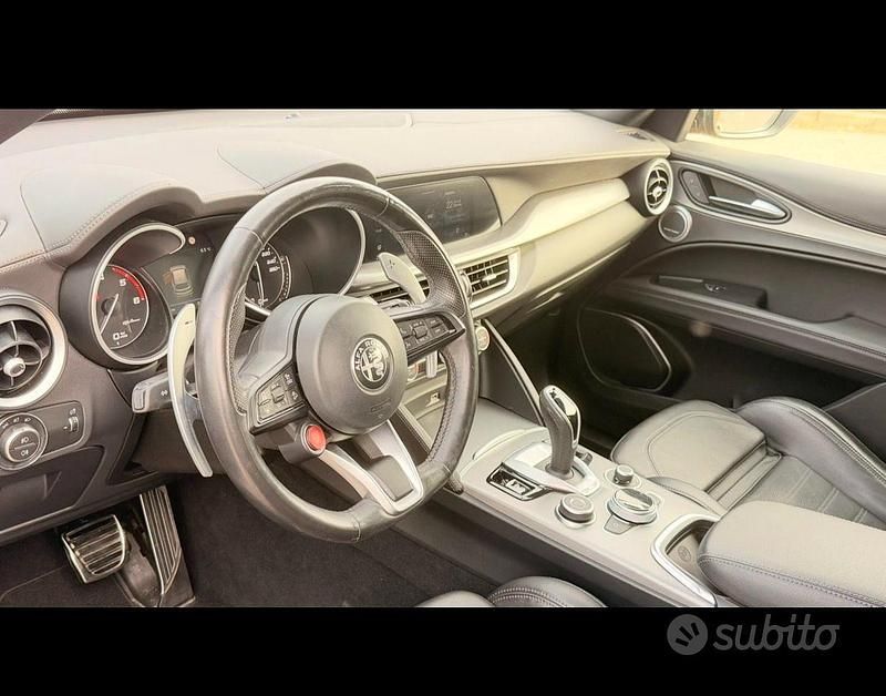 Usata Alfa Romeo Stelvio Veloce 210 CV (154 kW) 2022 SUV