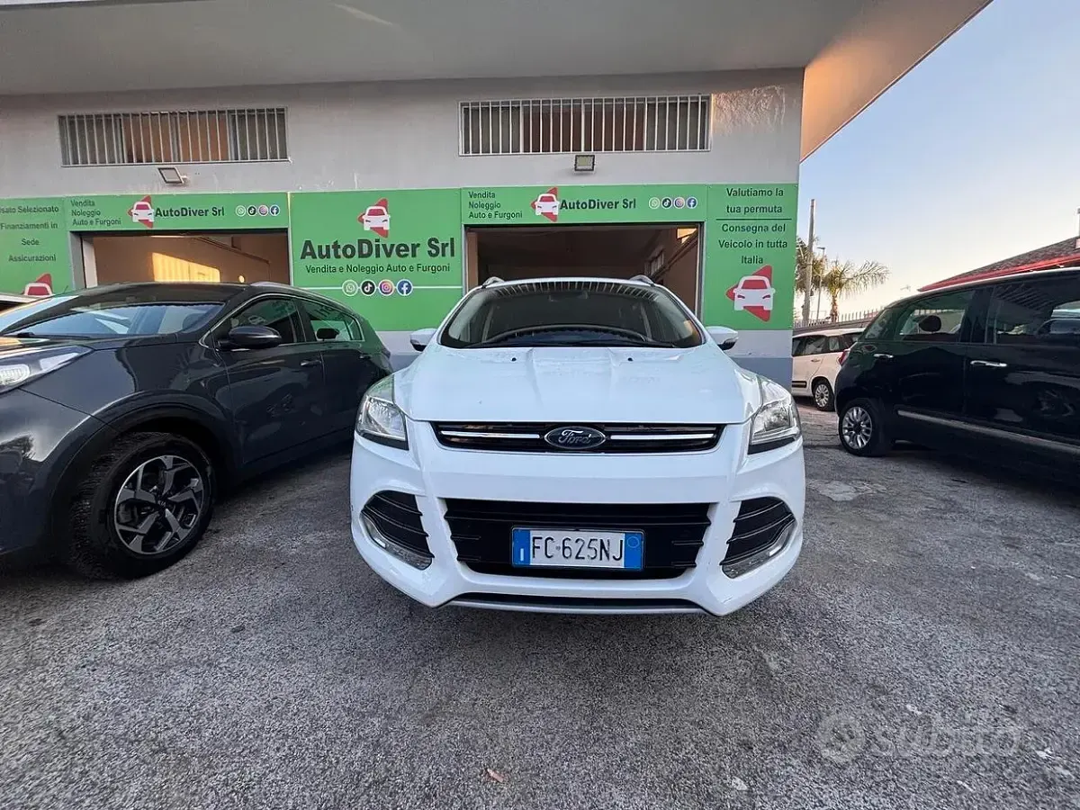 Usata Ford Kuga Titanium 150 CV (110 kW) 2016 Bianco SUV