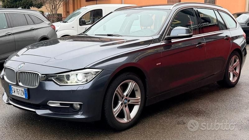 Usata BMW 318 Sport Line 143 CV (105 kW) 2014 Grigio Station wagon