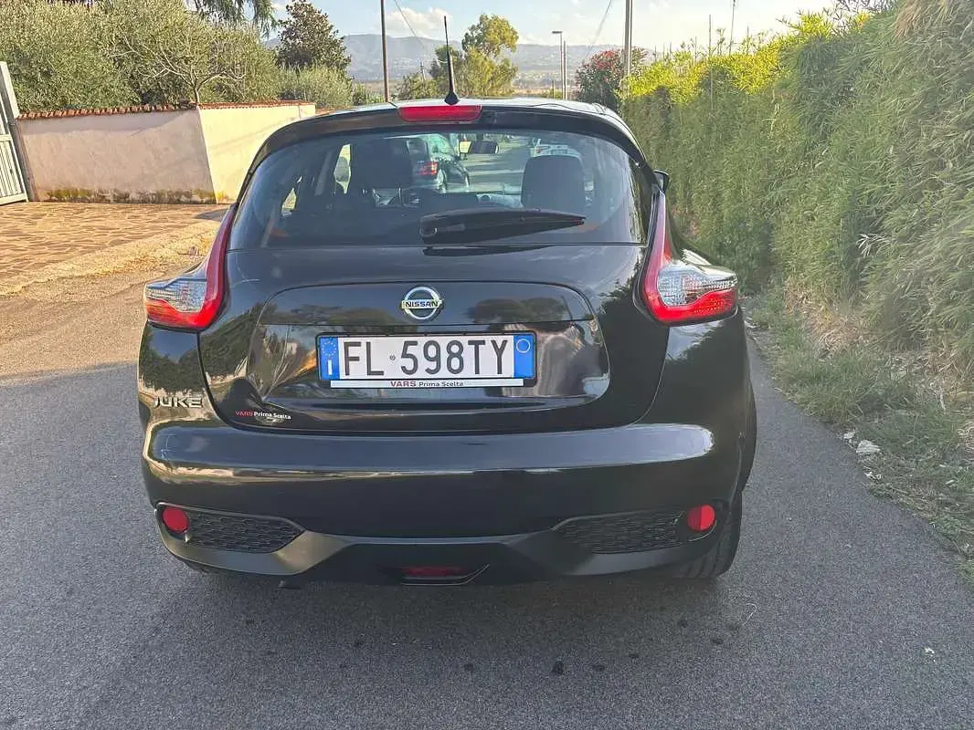 Usata Nissan Juke Acenta 110 CV (80 kW) 2017 Nero SUV