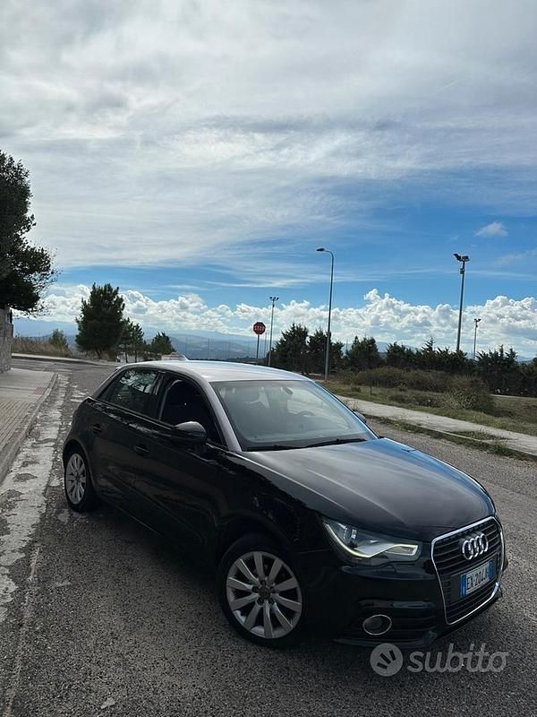 Usata Audi A1 Sportback 90 CV (66 kW) 2015 Nero Utilitaria