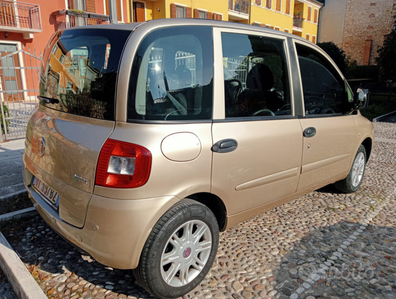 Usato 2008 Fiat Multipla 1.6 CNG_Hybrid 103 CV (2.700 €)