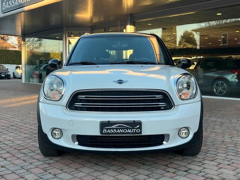 Usata Mini Cooper D Countryman Business 111 CV (81 kW) 2015 Bianco SUV