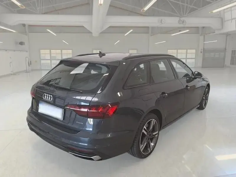 Usata Audi A4 Advanced 265 CV (194 kW) 2022 Grigio Station wagon