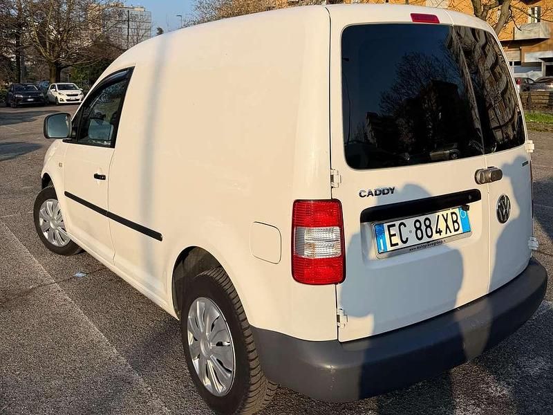 Usata VW Caddy 109 CV (80 kW) 2010 Bianco Monovolume