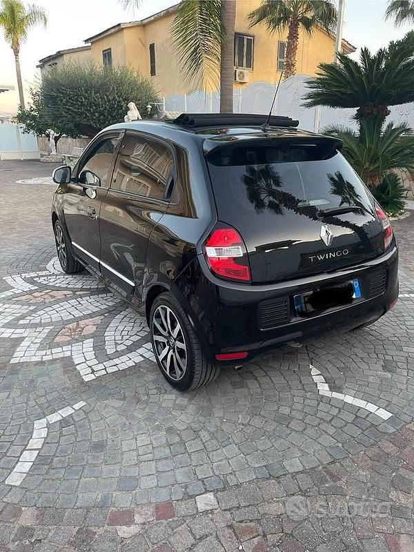 Usata Renault Twingo 90 CV (66 kW) 2016 Nero Utilitaria