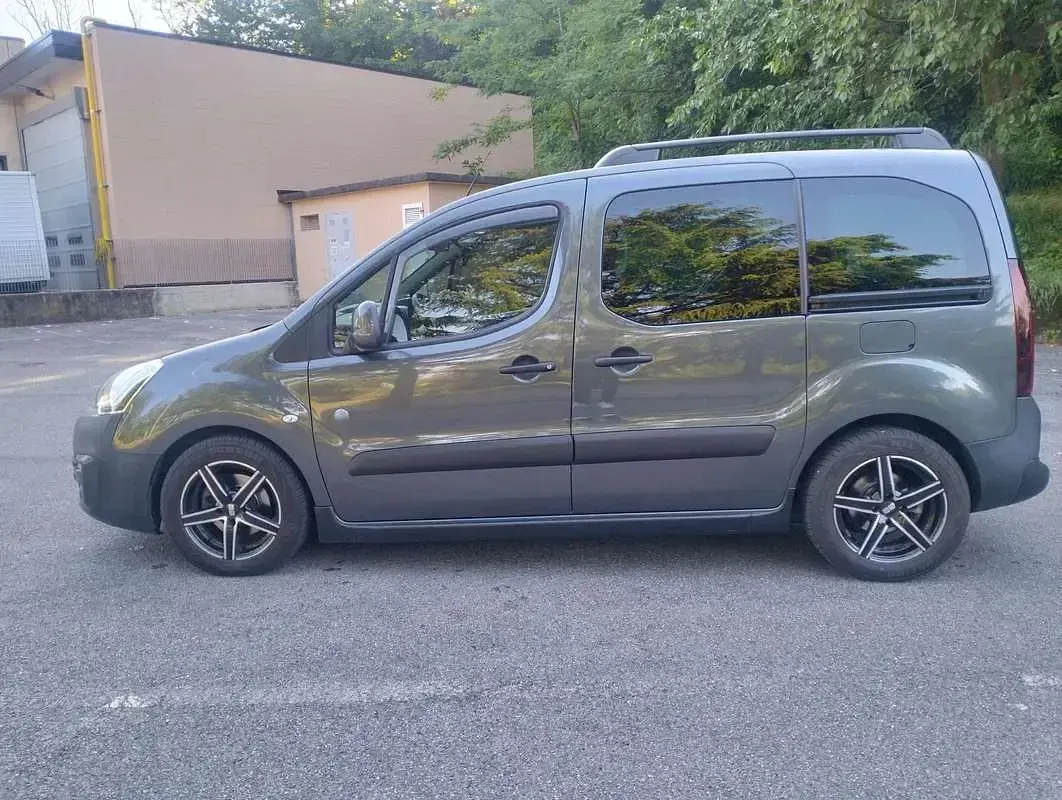Usata Peugeot TePee Outdoor 120 CV (88 kW) 2015 Station wagon