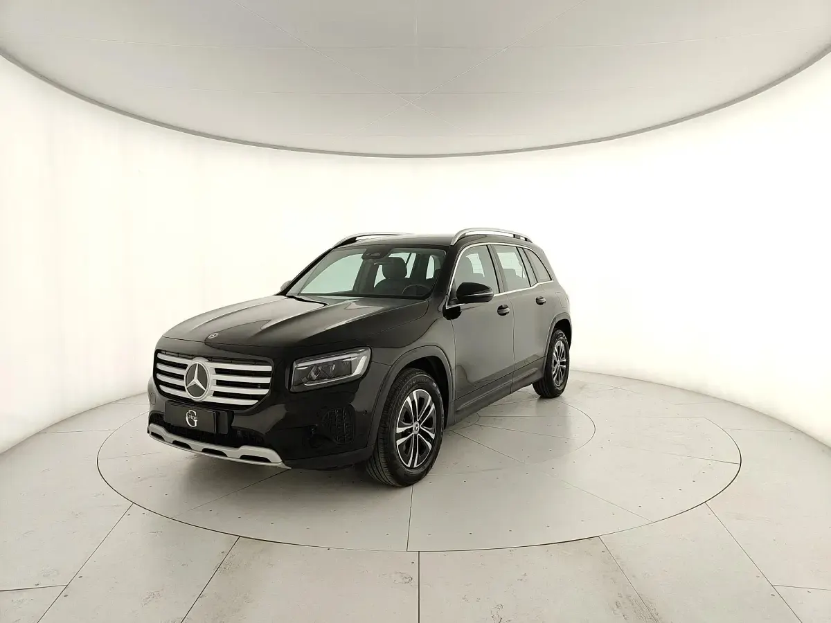 Usata Mercedes GLB180 Advanced 116 CV (85 kW) 2025 SUV