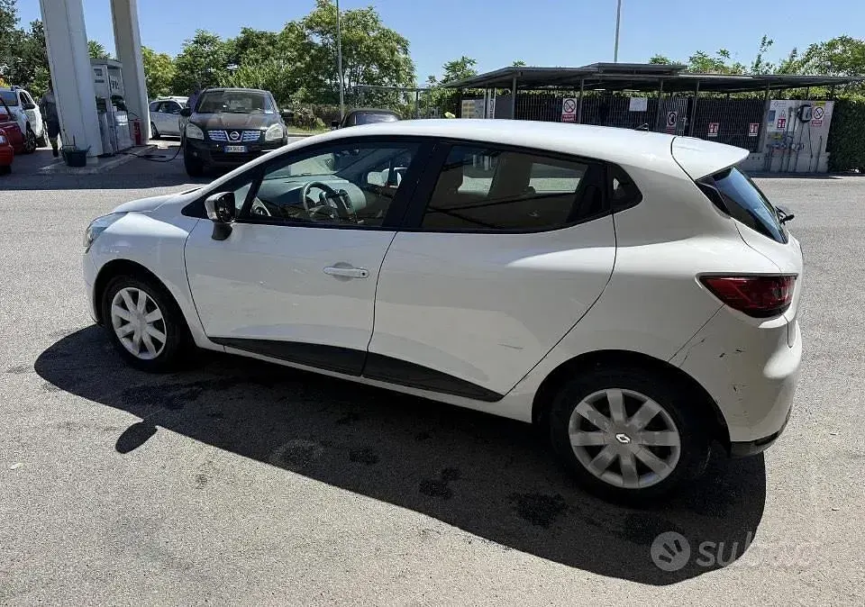 Usata Renault Clio 75 CV (55 kW) 2017 Bianco Utilitaria