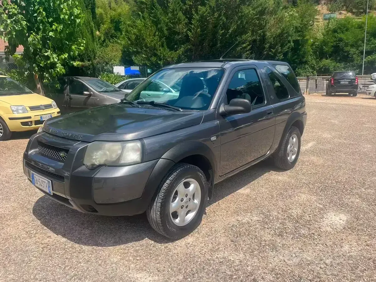 Usata Land Rover Freelander 111 CV (81 kW) 2005 Nero SUV