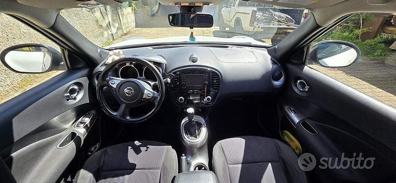 Usata Nissan Juke Tekna 110 CV (80 kW) 2012 Bianco SUV