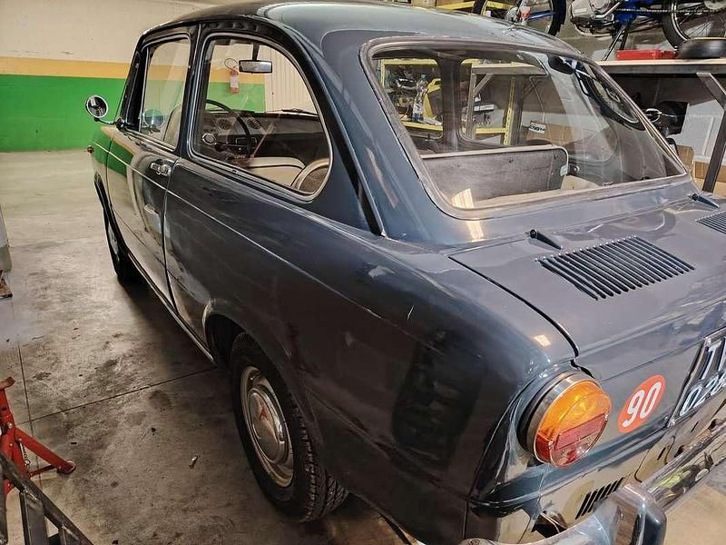 Usata Fiat 850 34 CV (25 kW) 1966 Grigio Berlina