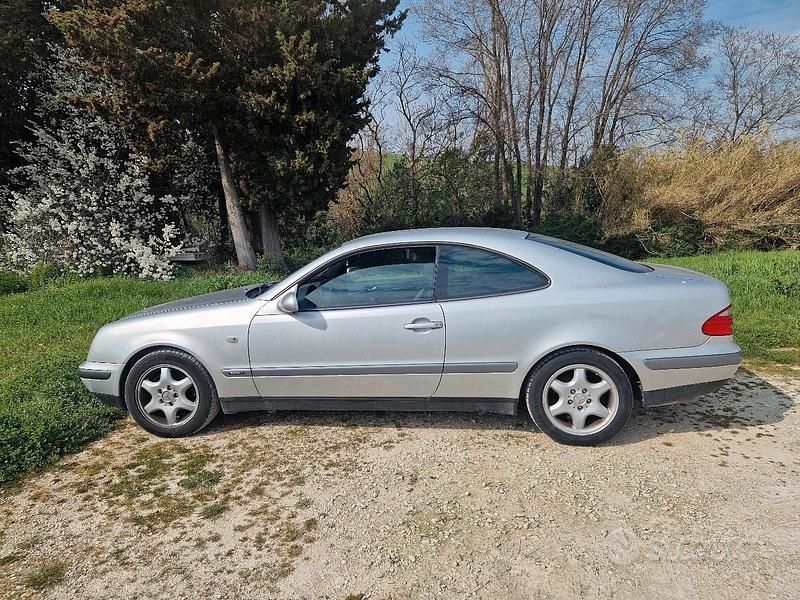 Usata Mercedes CLK200 1999 Grigio
