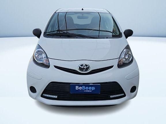 Usata Toyota Aygo Connect Style 68 CV (50 kW) 2014 Bianco Utilitaria