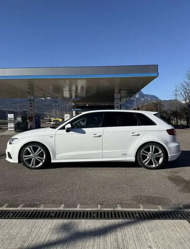 Usata Audi A3 S-Line 150 CV (110 kW) 2019 Berlina